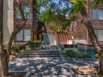 301 N Belmont Street #105 Photo