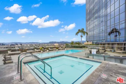 1100 Wilshire Boulevard #2610 Photo