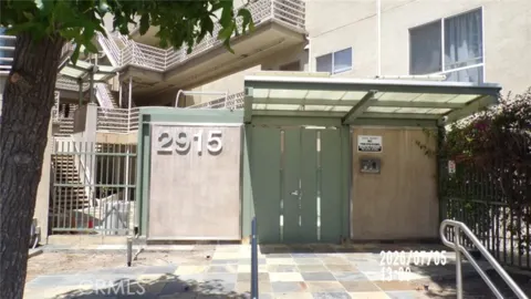 2915 Montrose Avenue #430 Photo