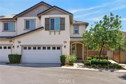24170 Hillcrest #1 Photo