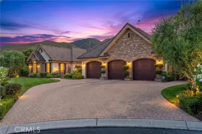 22121 Lynx Court Photo
