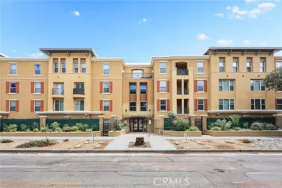 128 N Oak Knoll #206 Photo