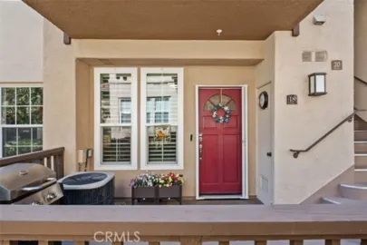 18 Montana Del Lago Photo