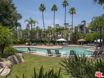 5515 Canoga Avenue #230 Photo