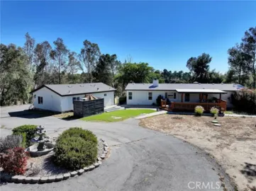 41264 Los Amantes Road Photo