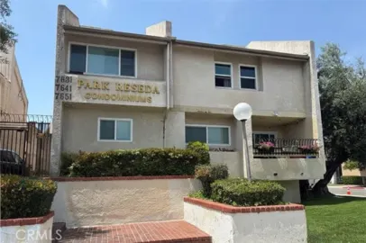 7651 Reseda #12 Photo