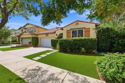 25241 Pacific Crest Photo