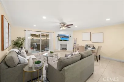 3139 E Chapman #3B Photo