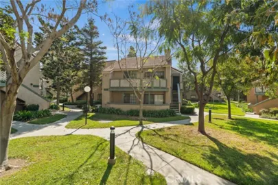 3525 W Greentree Circle #G Photo