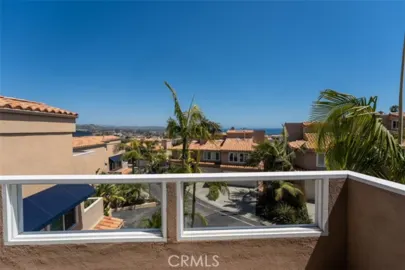 24345 Vista Point Photo