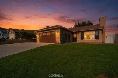 27551 Eastwind Photo