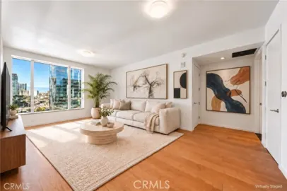 889 Francisco Street #1210 Photo
