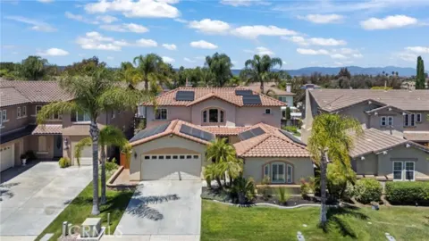 31580 Royal Oaks Photo