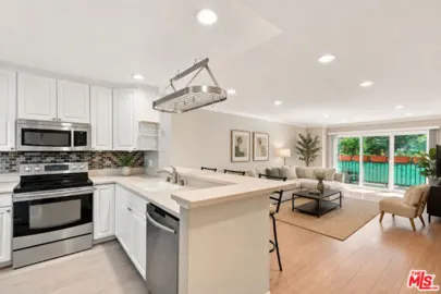 2940 N Verdugo Road #213 Photo