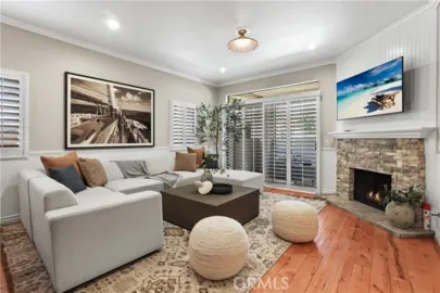 366 Villa Point Photo