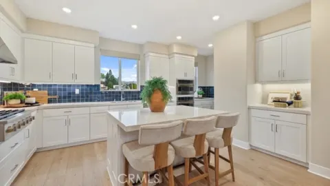 1786 Lychee Street Photo