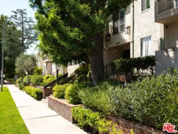 5055 Coldwater Canyon Avenue #114 Photo