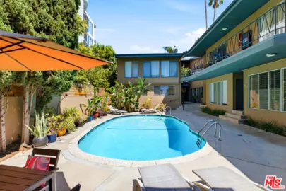 1275 Havenhurst Drive #15 Photo