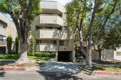 554 E San Jose #203 Photo