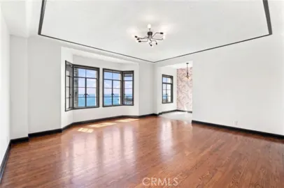 800 E Ocean #905 Photo