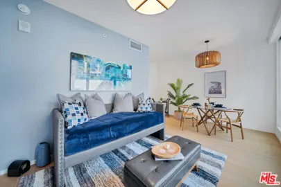 877 Francisco Street #626 Photo