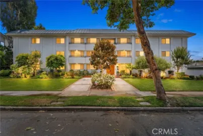 972 E California #207 Photo