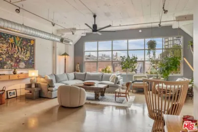 530 Molino Street #213 Photo
