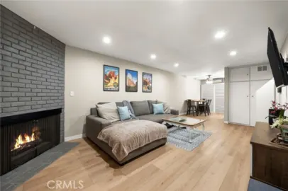 2452 Chelsea Place #M Photo