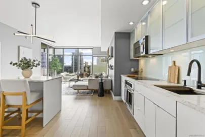 575 6th Avenue #804 Photo