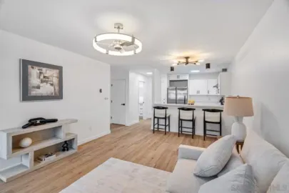 4060 Huerfano #113 Photo