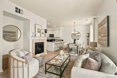845 Harbor Cliff Way #305 Photo