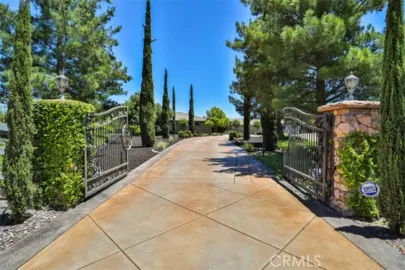 39520 Colleen Way Photo