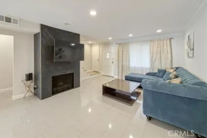 1156 San Rafael #2 Photo
