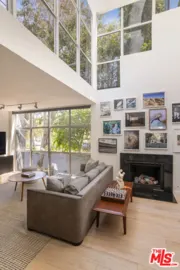2433 28th Street #B Photo