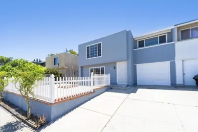 835 Raintree Place Photo