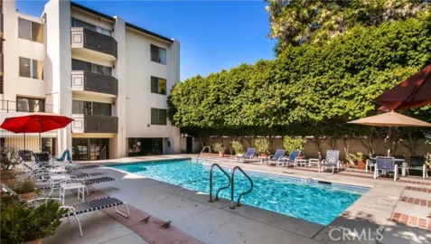 5440 Lindley Avenue #310 Photo