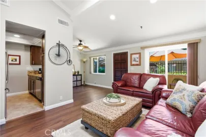 4722 Lakeview Photo