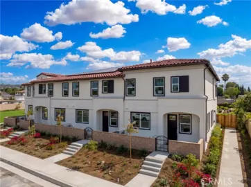 248 W Citrus Row Photo