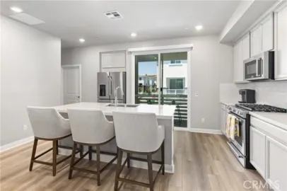1472 W Sunrise Lane Photo