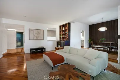 2307 Fox Hills #105 Photo
