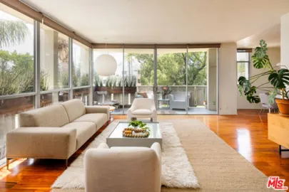 4455 Los Feliz Boulevard #207 Photo