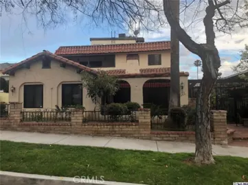 422 E Harvard Photo