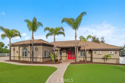 39526 Calle Cabernet Photo