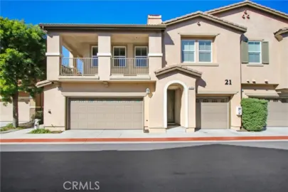 42961 Avenida Amistad Photo