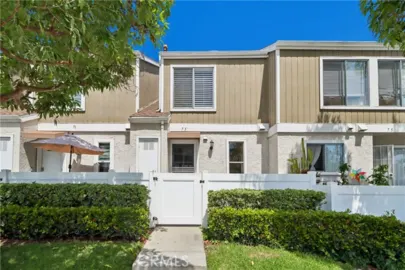 73 Bentwood Lane Photo