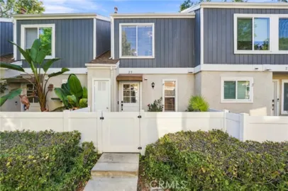 25 Bentwood Lane Photo
