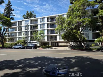 601 E Del Mar Boulevard Photo