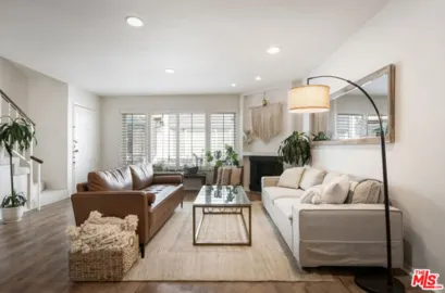 14332 Dickens Street #7 Photo