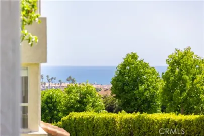 60 Corniche #E Photo
