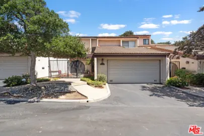 1114 Las Riendas Way Photo